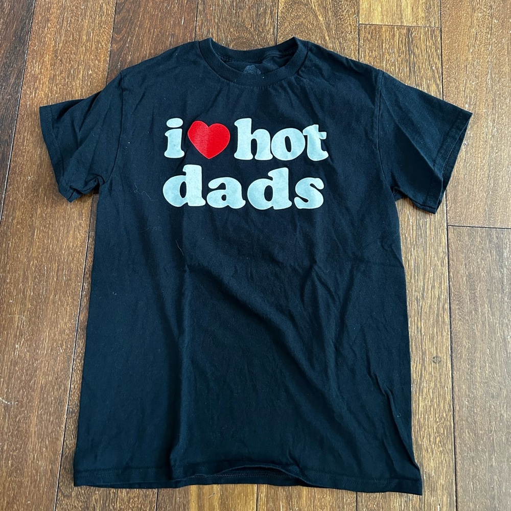 i ❤️ hot dads tshirt
